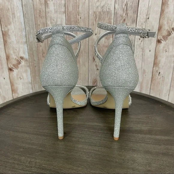 Gianni Bini Maycie “Silver” Ankle Wrap Sandal/Heel Size 7.5 Women - Picture 5 of 13